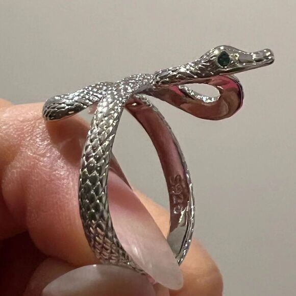 - The Green Eyed Serpent Ring in 925 silver - Picture 13 of 14